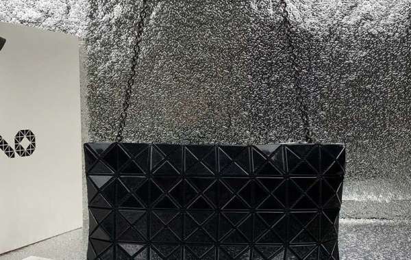 Have Vibrant Times Along with your Stylish Nest Diaper Baggage