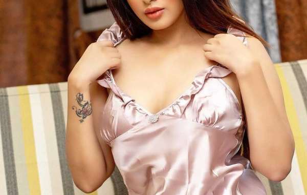 Independent Call Girls in Chanakyapuri