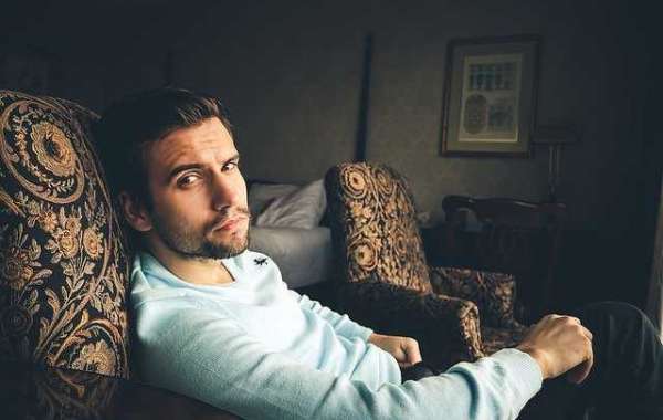 Why is it difficult for independent people to find a partner?