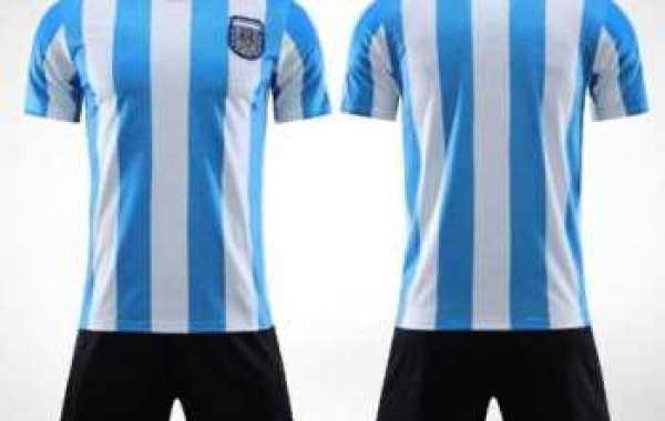 Maglie Calcio A Poco Prezzo