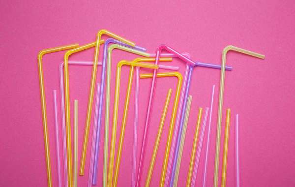 Use degradable coffee cups to protect environment