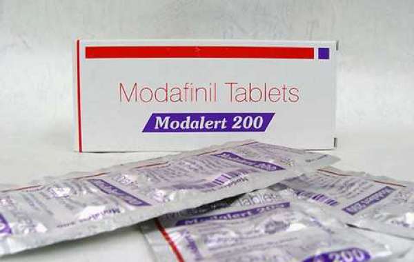 Modafinil Review: Benefits, Dosage & Side Effects